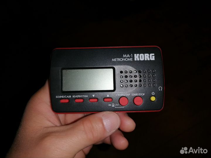 Метроном Korg