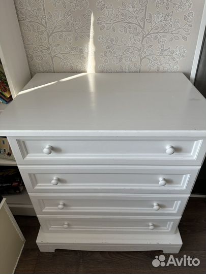 Комод из массива