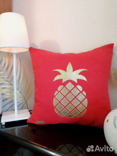 Интерьерная подушка ручной работы