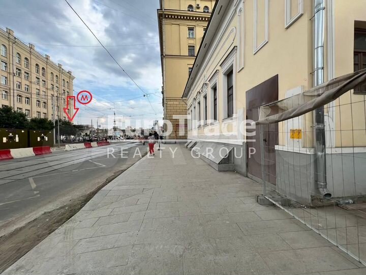 Сдам торговое помещение, 435 м²