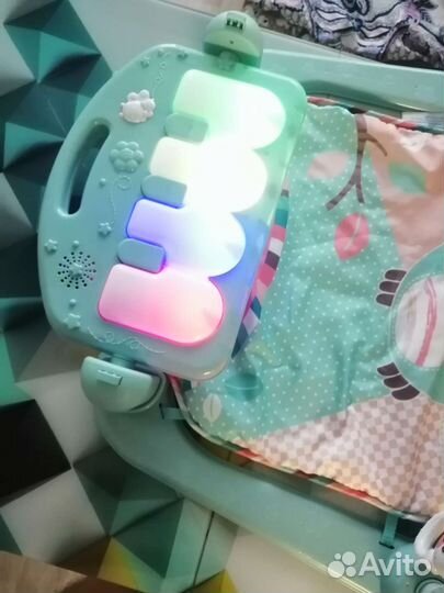 Развивающий коврик с пианино