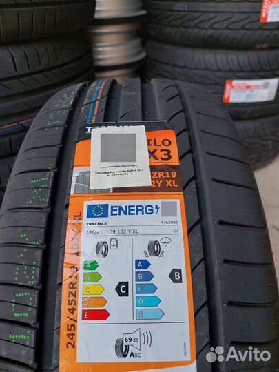 Tracmax X-Privilo TX3 245/45 R19 102Y