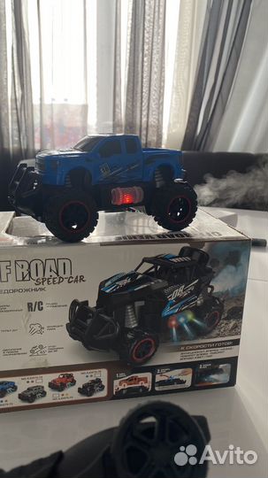 Машина на пульте управления внедорожник