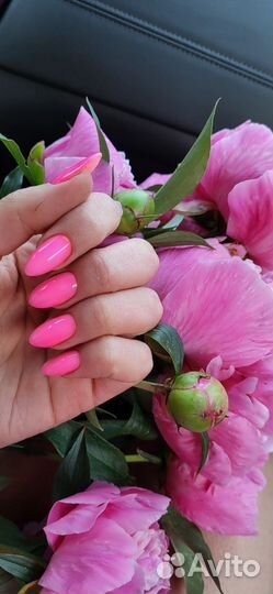 Маникюр педикюр