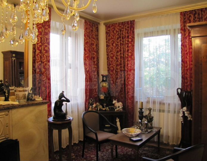 Дом 216 м² на участке 5 сот.