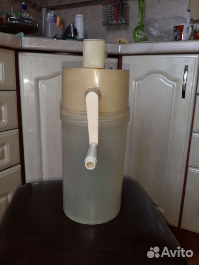 Маслобойка ручная