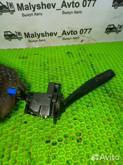 1K0953519K правый переключатель Volkswagen Jetta 5