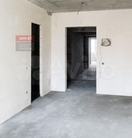 2-к. квартира, 56 м², 8/10 эт.