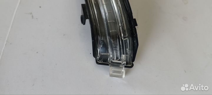 Повторитель поворота левый Kodiaq Karoq Taos