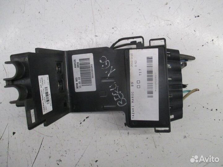 Блок предохранителей Peugeot Partner 1.9 2006