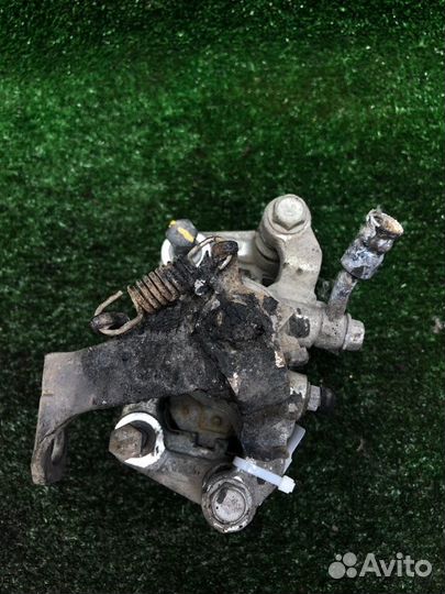 Б/У суппорт тормозной В хорошем состоянии