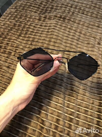 Солнцезащитные очки