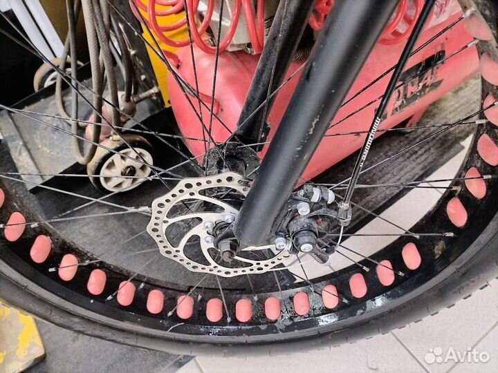 Велосипед фэтбайк Fat bike Avenger C262D