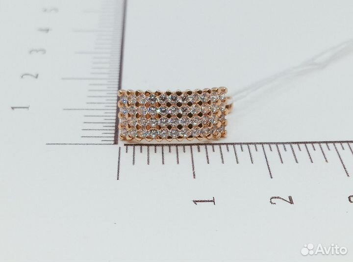 Серьги с синтетическим камнем Золото