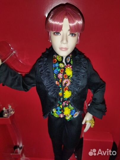 Кукла BTS Ви Тэхен Престиж коллекционная, Маттел