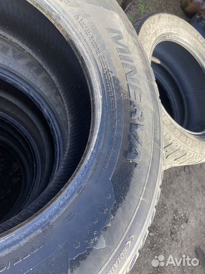 Bridgestone Ice Cruiser 7000 215/60 R16