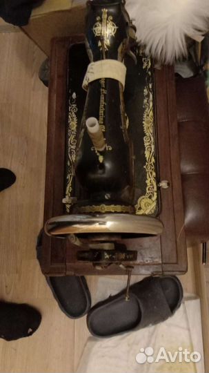 Швейная машинка зингер ручная