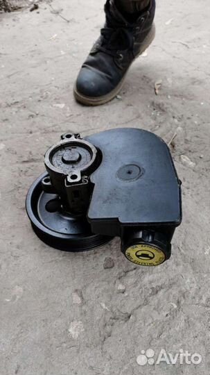 Насос гур для jeep zj wj