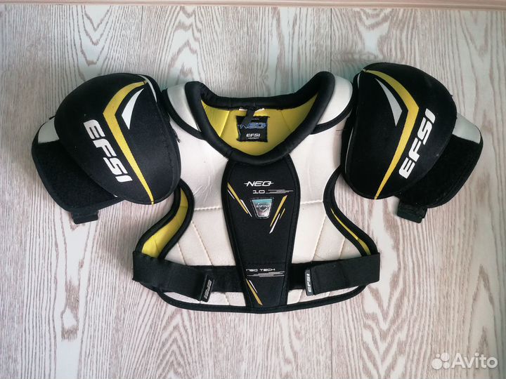 Продам защиту для занятия хоккеем