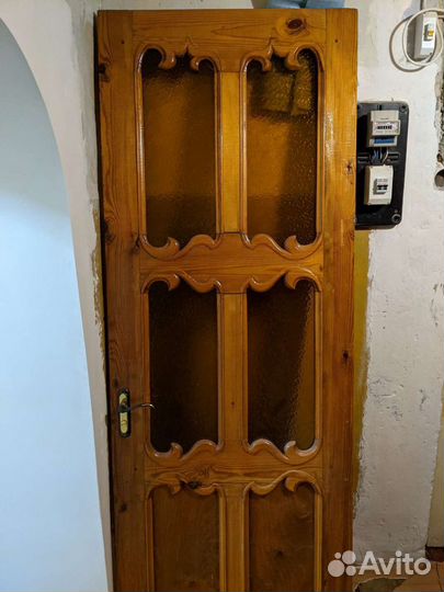Двери межкомнатнатные разные б/у