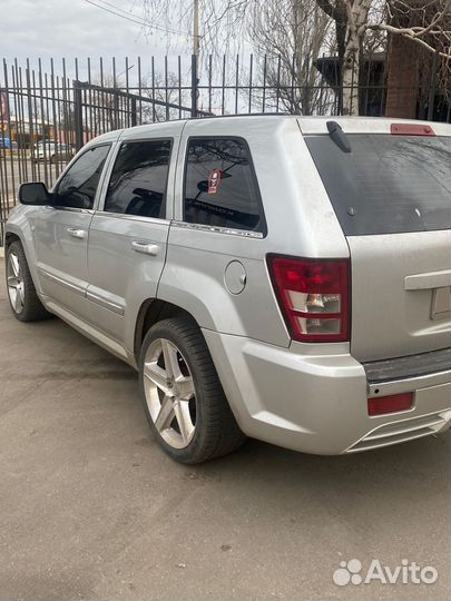 Jeep Grand Cherokee 6.1 AT, 2006, 204 000 км