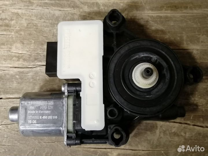 Мотор стеклоподъемника 5Q0 959 408 A VAG