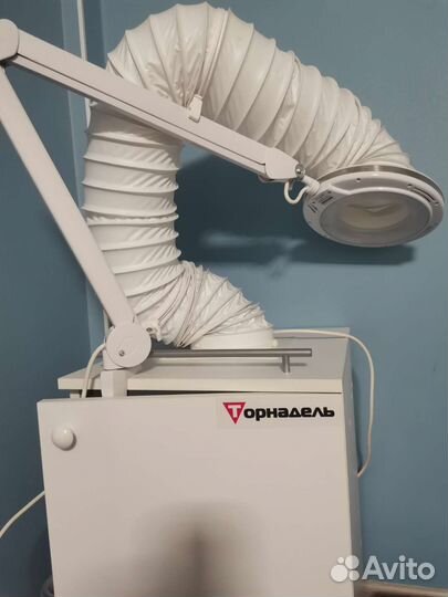 Вытяжка для маникюра и педикюра