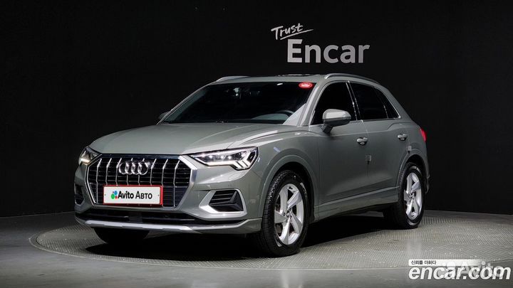 Audi Q3 2.0 AMT, 2019, 54 289 км