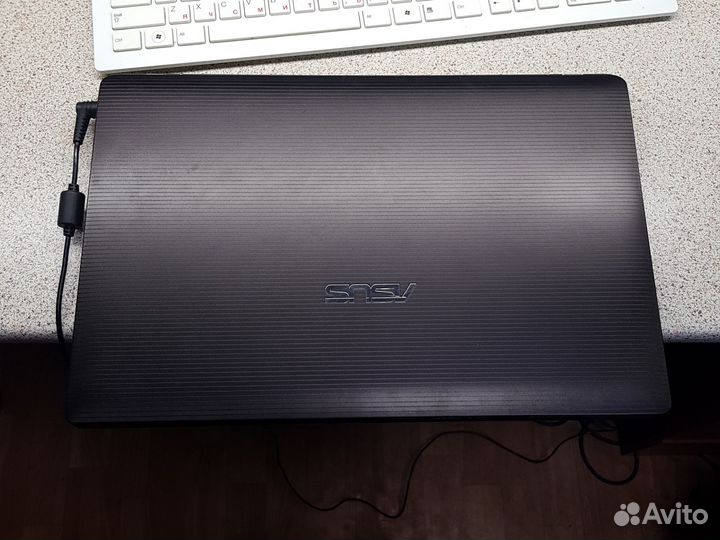 Ноутбук Asus x53u-sx197d k53u отл сост