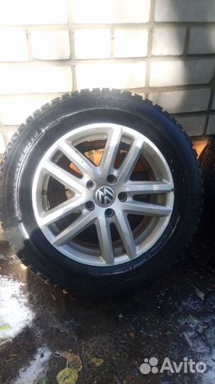 Michelin X-Ice North XIN2 215/60 R16