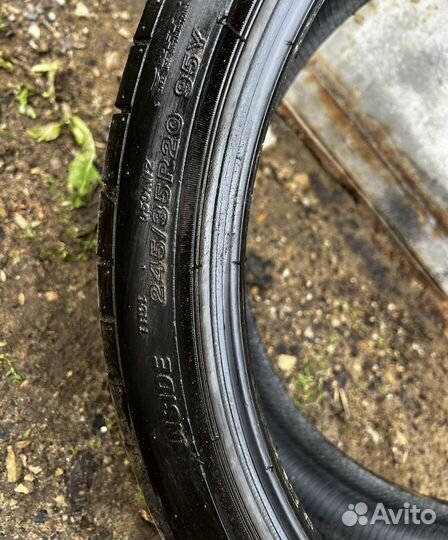 Bridgestone Potenza RE050A 245/35 R20 95Y