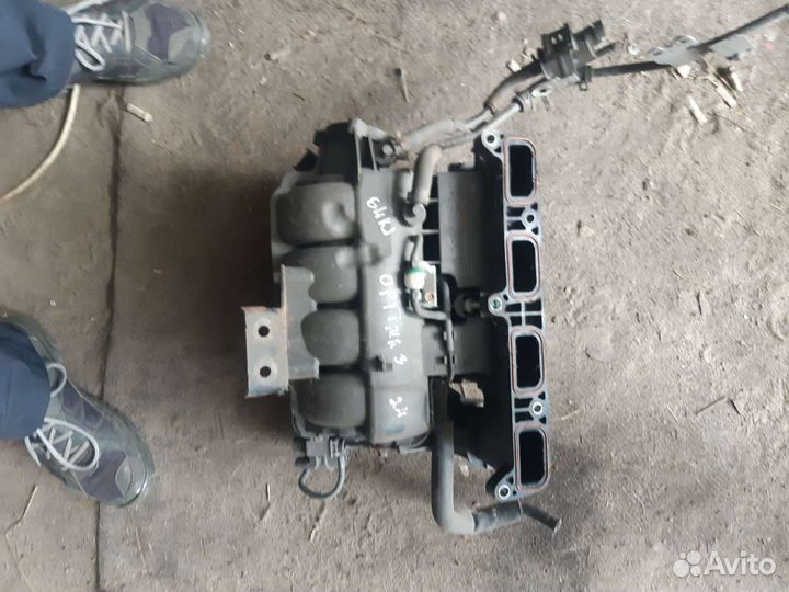 Kia Optima 3 коллектор впускной