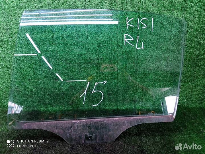 Стекло двери задней левой Skoda Octavia A5 (1Z)