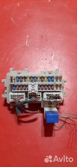 Блок предохранителей Nissan Teana J32