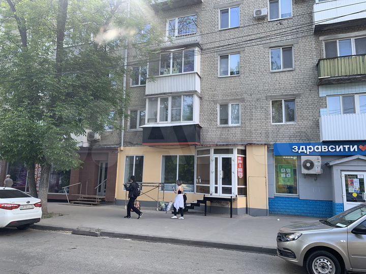 Торговая площадь, 48 м²