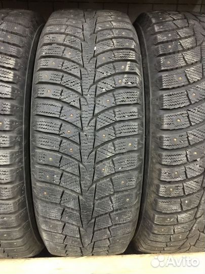 Laufenn I Fit Ice LW 71 215/60 R17 96T