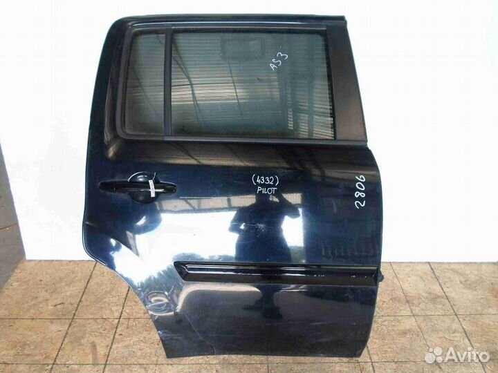 Дверь задняя правая Honda Pilot