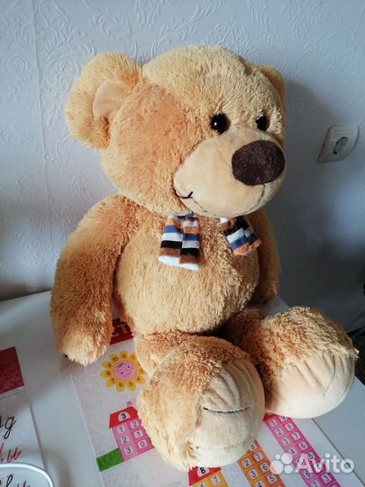 Плюшевый медведь