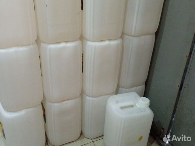 Канистра 20л,5 л б/у