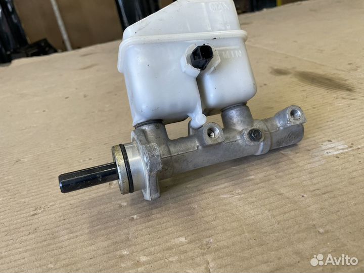 Бачок с гтц Киа Сид 1, Серато 2, i 30 2006-2012