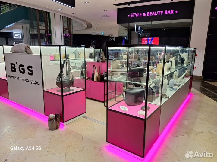 Торговый остров в ТЦ