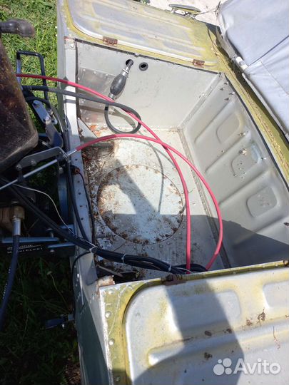 Прогресс 2м с новым мотором Тохатсу 30 и прицепом