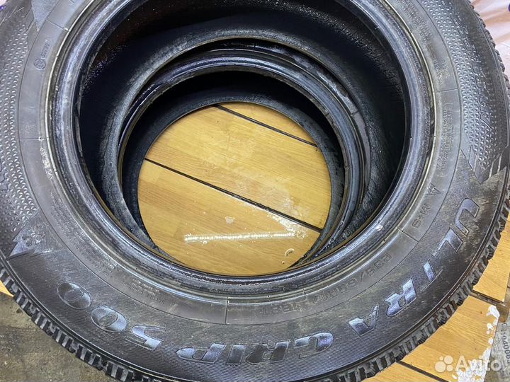 Goodyear UltraGrip 500 235/65 R17 108T