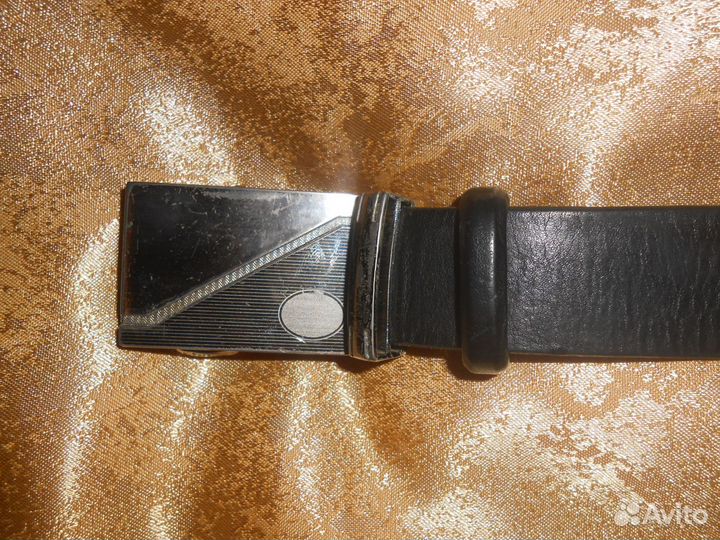 Мужской кожаный ремень