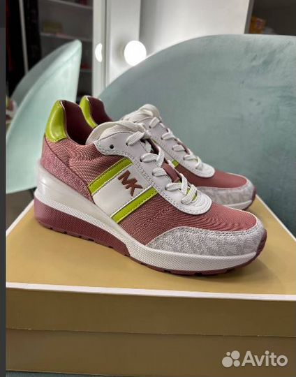 Michael Kors,UGG,CK и др.Подбираю,выкупаю бренды