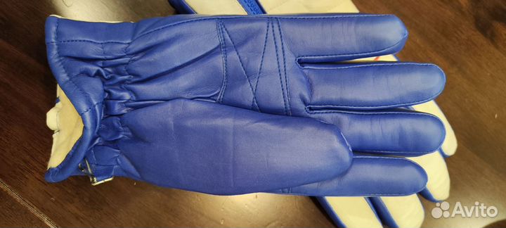 Перчатки