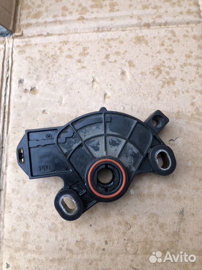 Датчик положения селектора АКПП mitsubishi lancer9