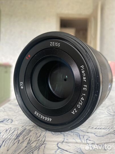Sony Carl Zeiss Planar T* FE 50mm f/1.4 ZA