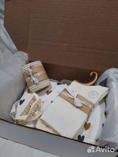 Подарочный бокс/подарок на 8 марта