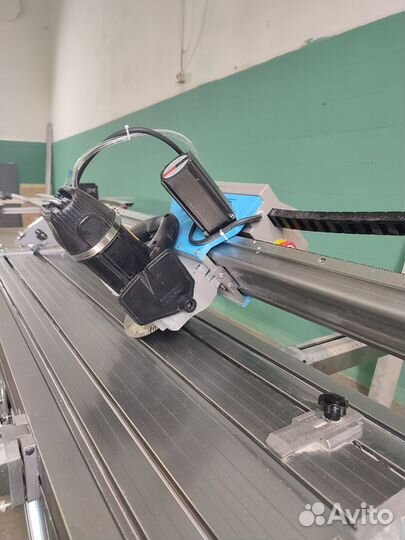 Резка плитки из керамогранита и изделия из него